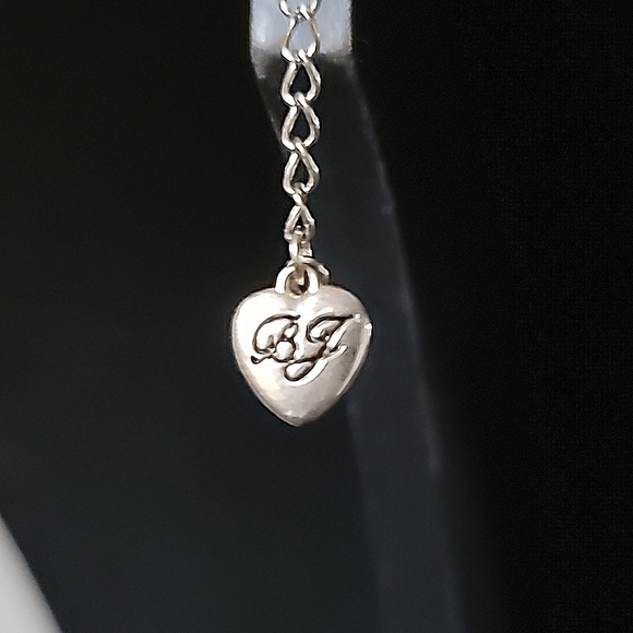 Vintage BETSEY JOHNSON Leaping Leopards Collection Layered Heart Necklace. - Picture 13 of 13